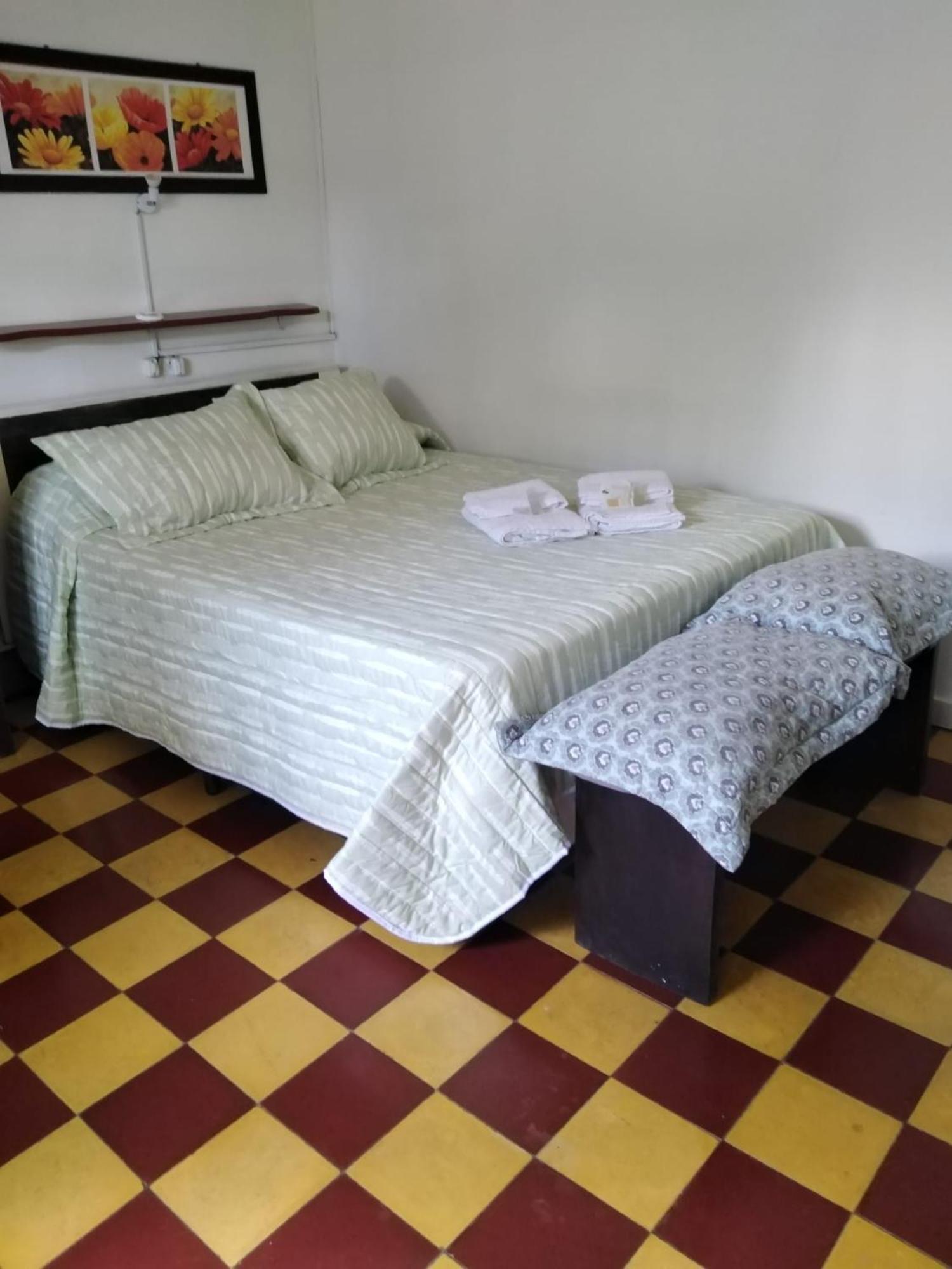 Apartamento Monoambiente Independiente En Salto Ciudad Exterior foto
